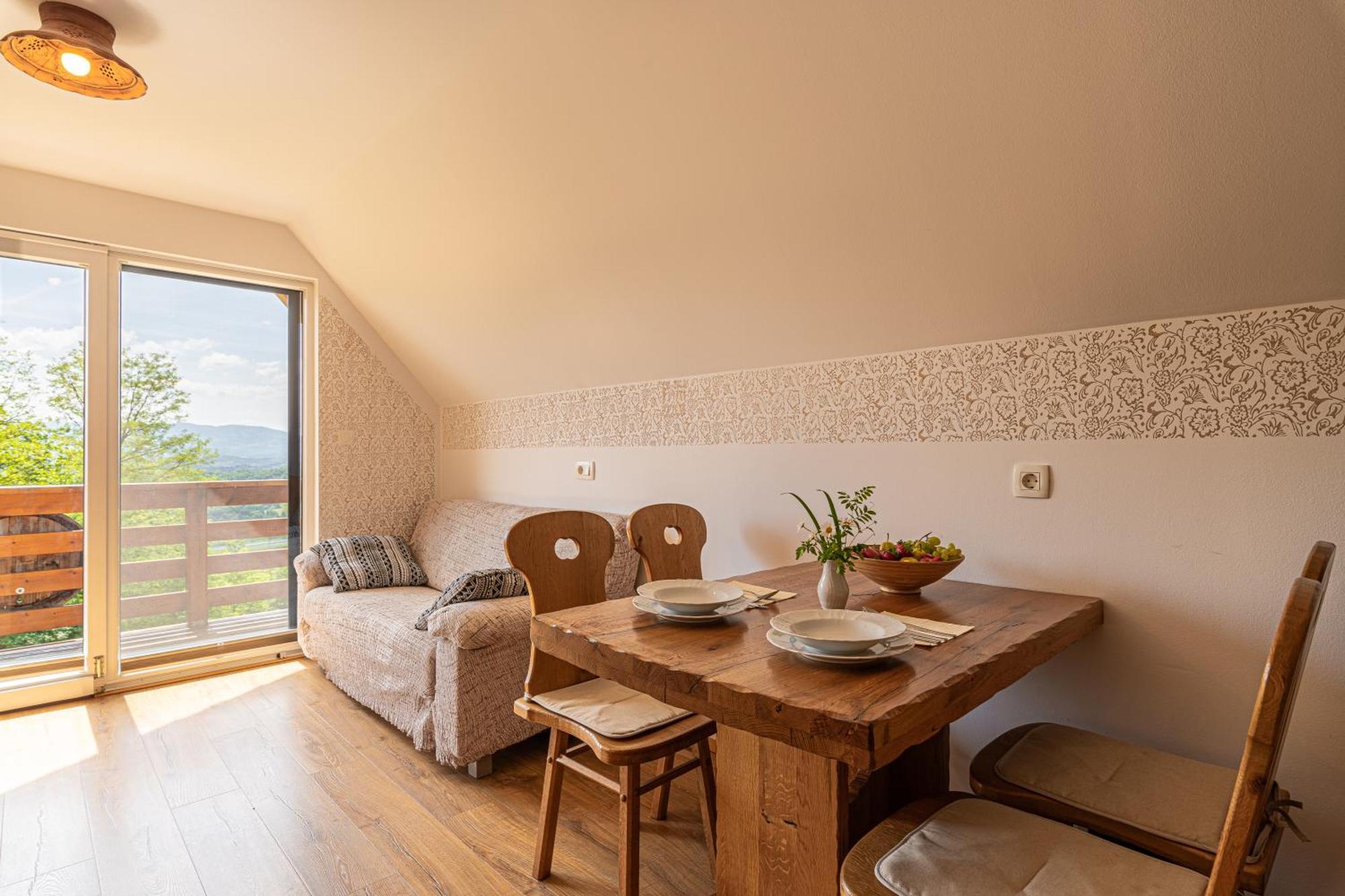 Vineyard Cottage Rataj 2 Novo Mesto Ngoại thất bức ảnh