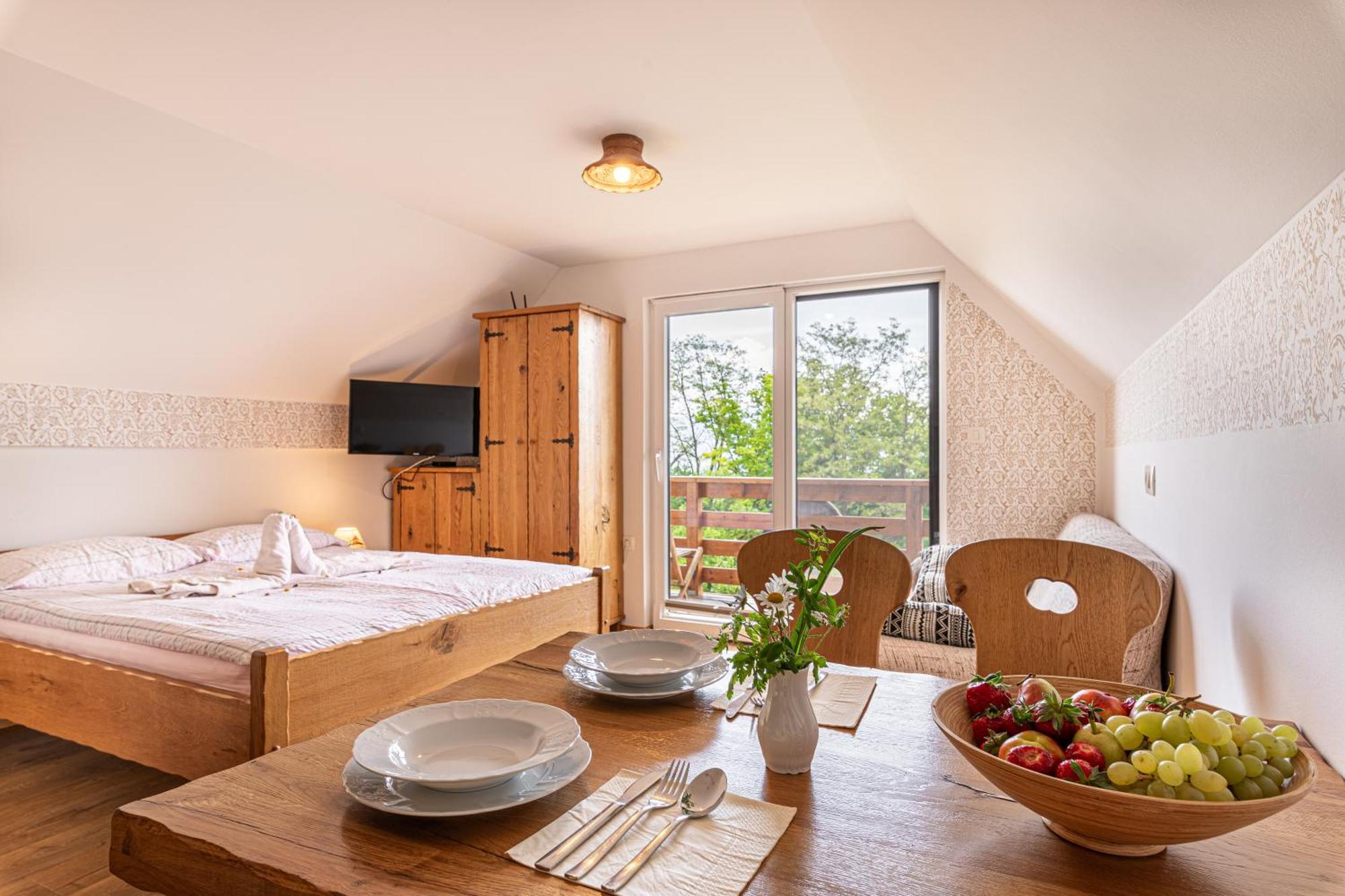 Vineyard Cottage Rataj 2 Novo Mesto Ngoại thất bức ảnh
