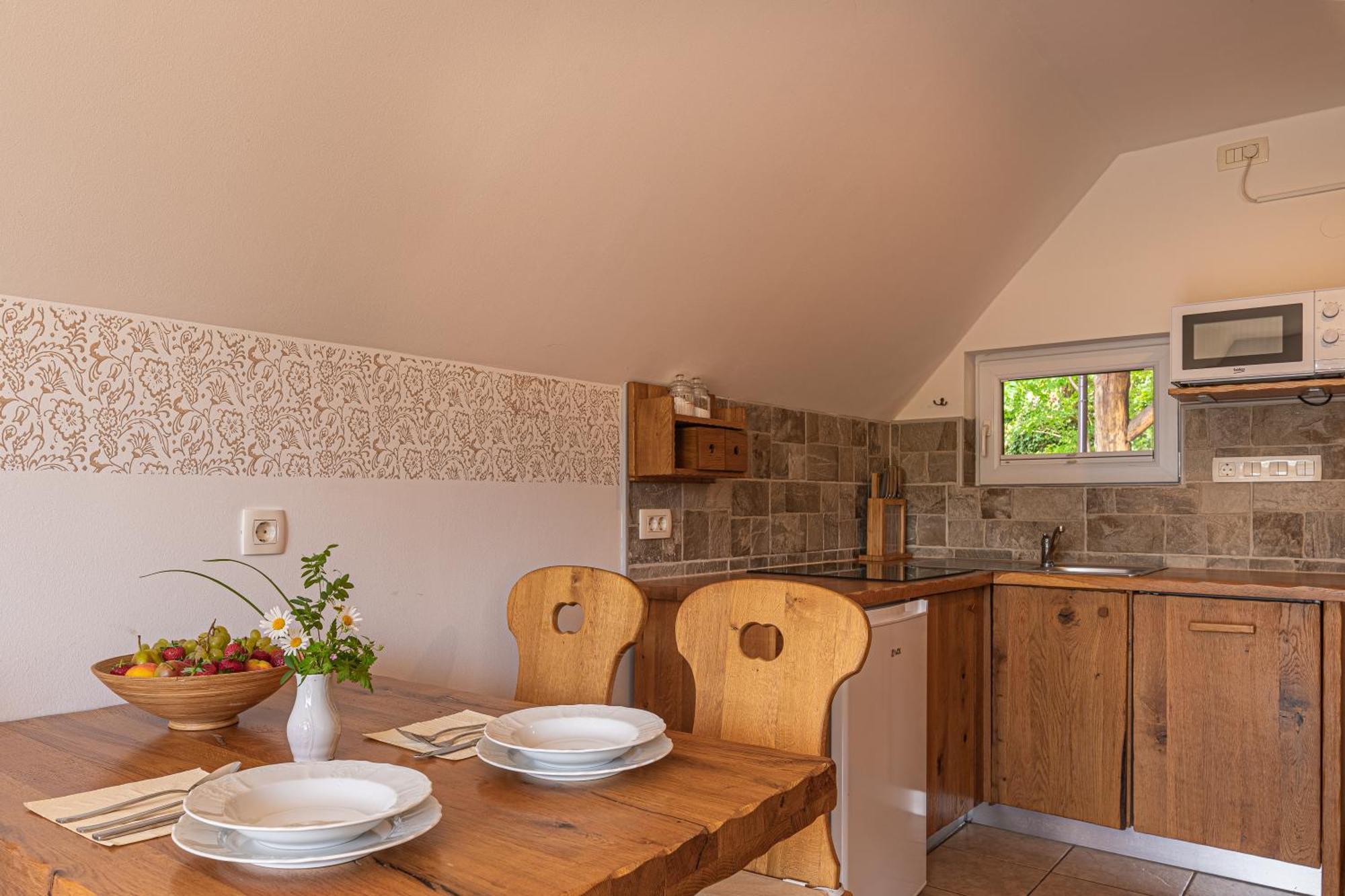 Vineyard Cottage Rataj 2 Novo Mesto Ngoại thất bức ảnh