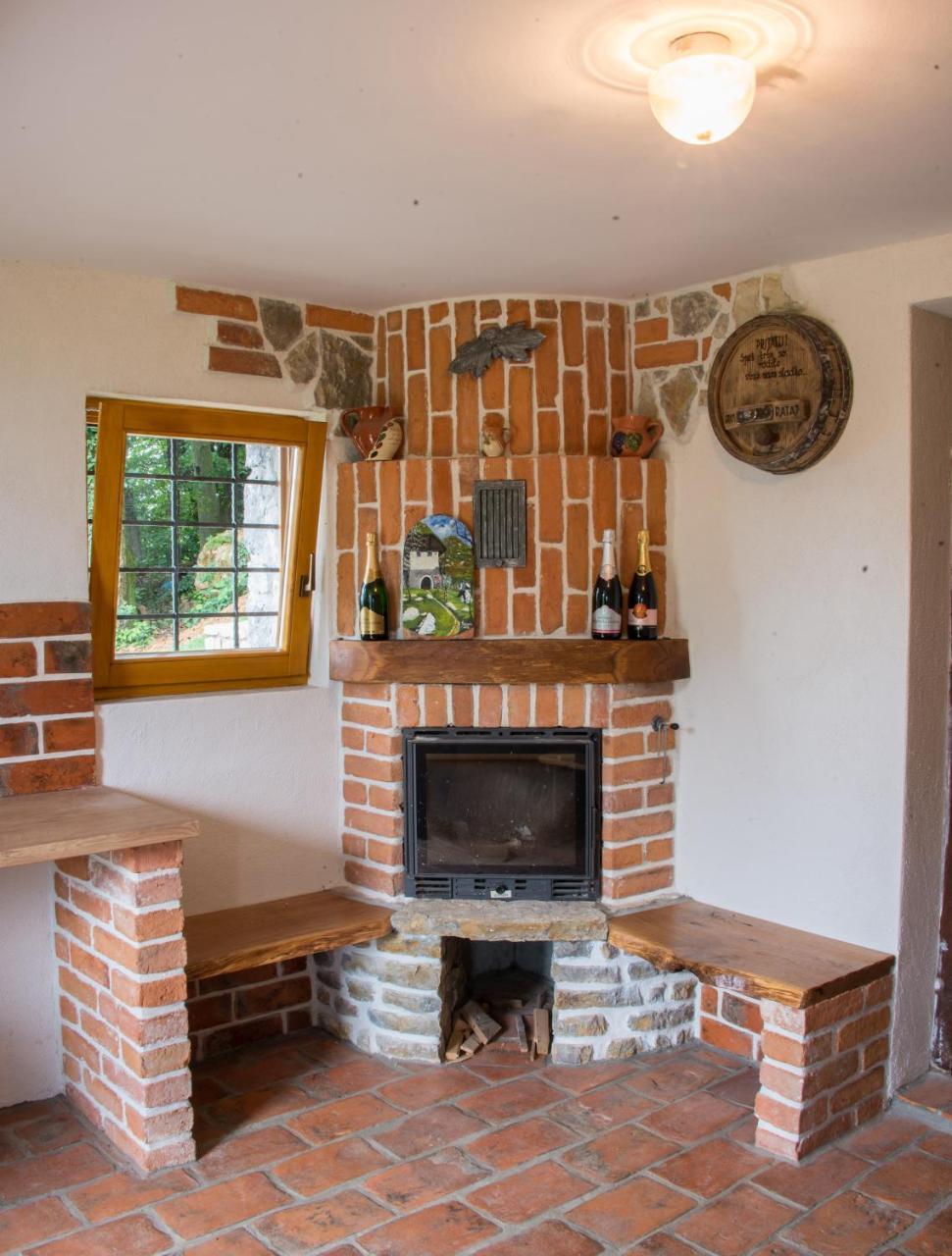 Vineyard Cottage Rataj 2 Novo Mesto Ngoại thất bức ảnh